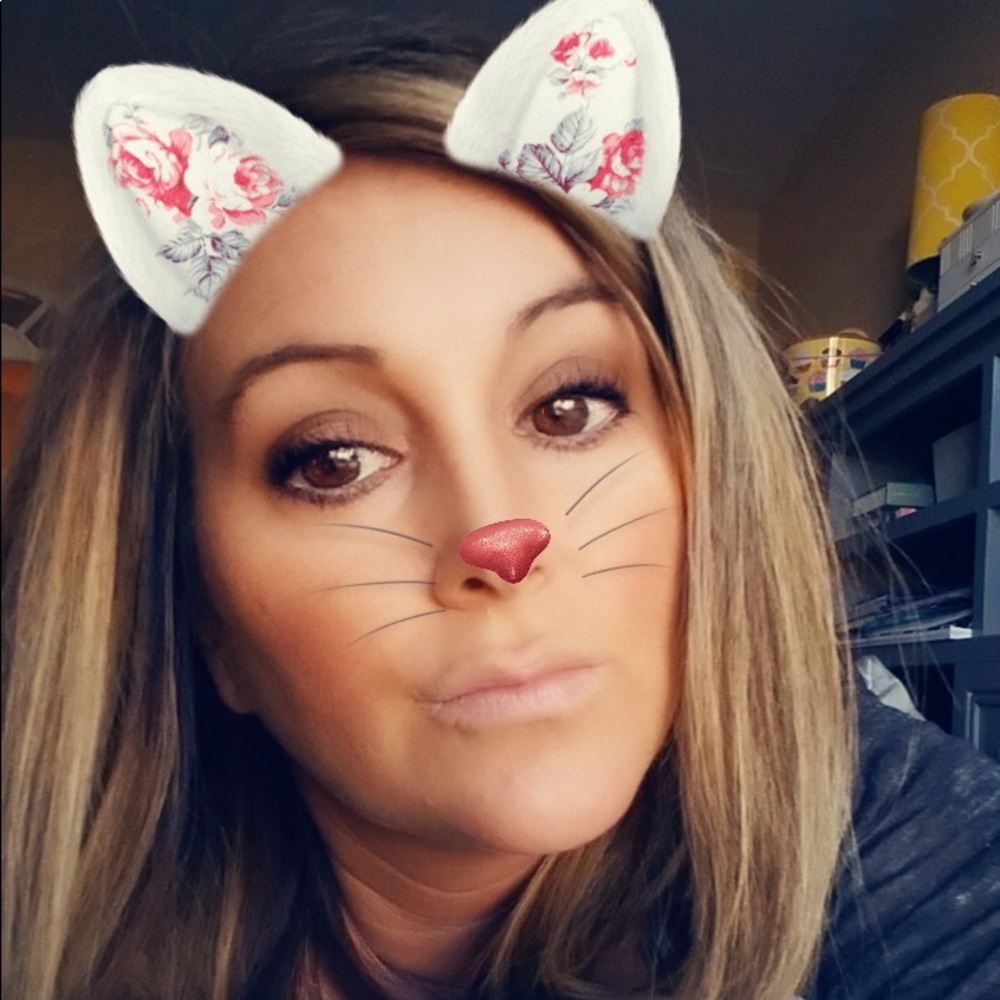 Meet your Posher, Stefanie